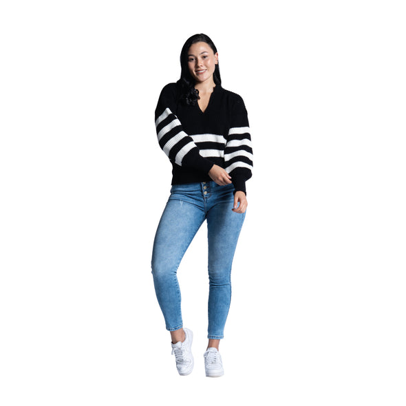 Saco Cuello V Negro/Blanco Veintidós | Contraste Chic