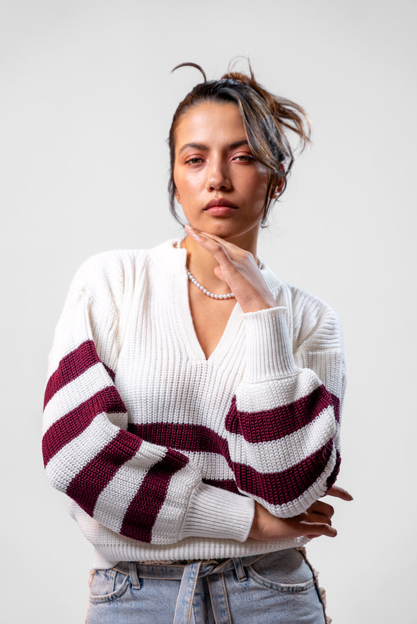 Saco Cuello V Blanco/Negro Veintidós | Elegancia Rayada