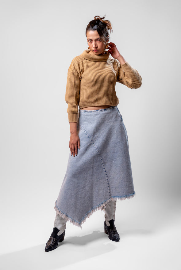 Saco Cuello Alto Rayas Camel Veintidós | Clásico y Elegante