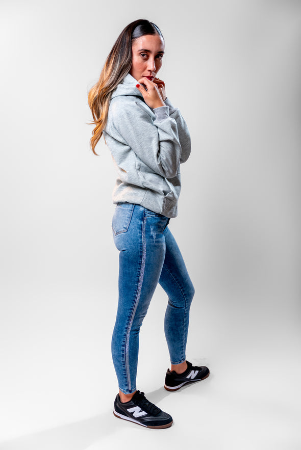 Hoddie gris "ELIJO SER FELIZ" Veintidós | Actitud Positiva